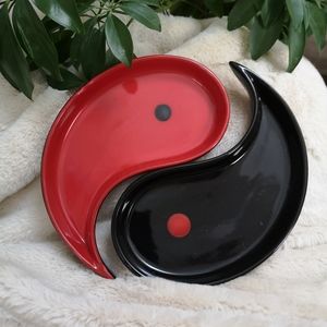 YING/YANG plate